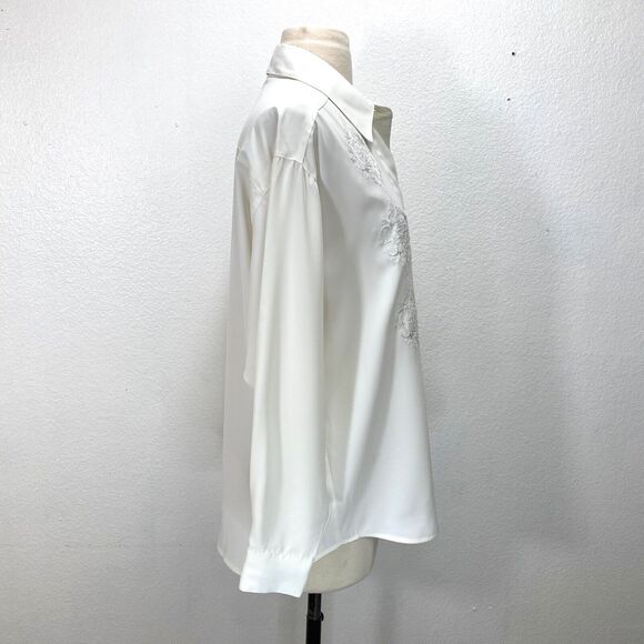 Vintage White Slinky Blouse Medium Front Placket Button Embroidery Career Formal - Picture 9 of 10